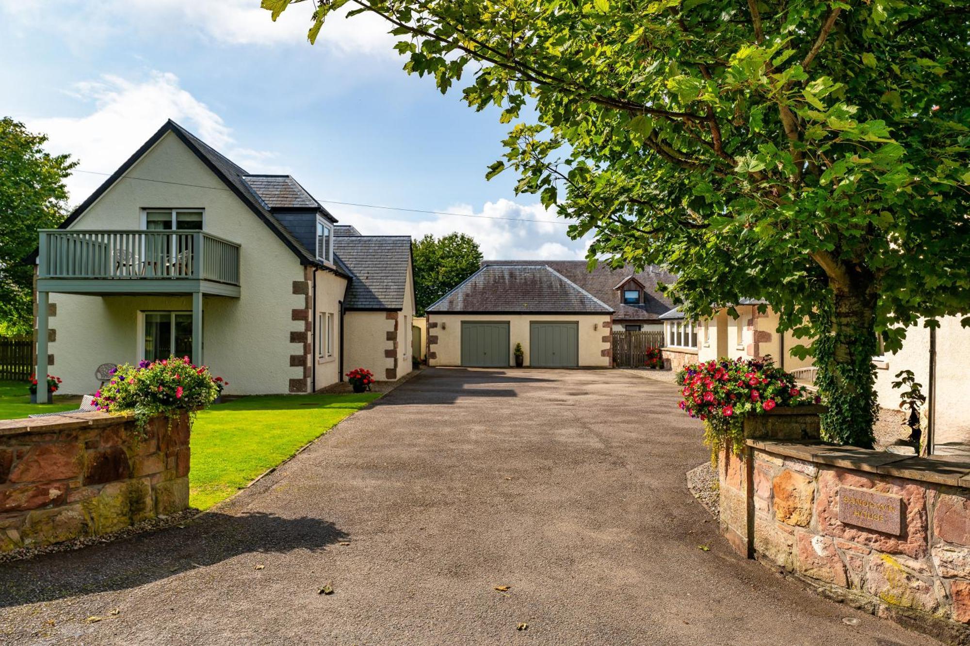 Sandown House Hotell Nairn Eksteriør bilde